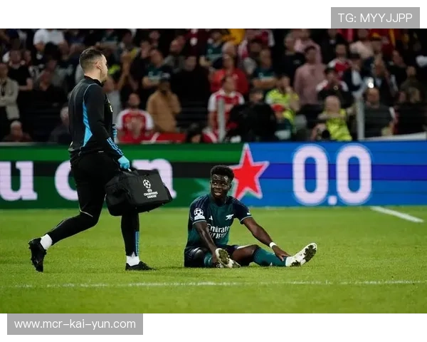 阿森纳领跑英超积分榜,萨卡伤退引发锋线重组讨论 阿森纳领跑英超积分榜,萨卡伤退引发锋线重组讨论