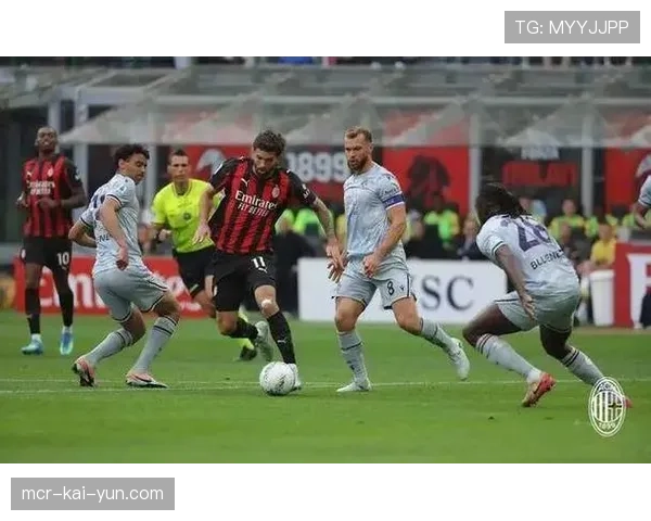 米兰主场0-3惨败后圣西罗响起嘘声，莱奥8射0正状态低迷